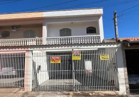 Foto 1 de Casa com 3 Quartos para venda ou aluguel, 130m² em Jardim Andrea Ville, Tatuí