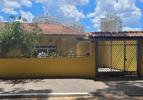 Foto 1 de Casa com 3 Quartos à venda, 250m² em Jardim Germania, São Paulo