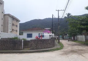 Foto 1 de Casa com 5 Quartos à venda, 200m² em Perequê-Açu, Ubatuba
