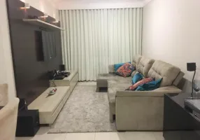 Foto 1 de Apartamento com 4 Quartos à venda, 131m² em Vigilato Pereira, Uberlândia