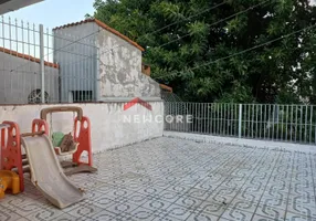 Foto 1 de Sobrado com 2 Quartos à venda, 149m² em Vila Liviero, São Paulo