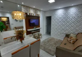 Foto 1 de Casa com 3 Quartos à venda, 120m² em Castelo, Santos