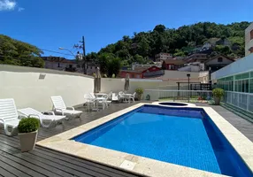 Foto 1 de Cobertura com 4 Quartos à venda, 215m² em Castelanea, Petrópolis