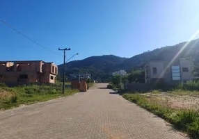 Foto 1 de Lote/Terreno à venda, 476m² em Saco Grande, Florianópolis