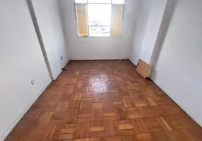 Foto 1 de Apartamento com 2 Quartos à venda, 61m² em Centro, Niterói