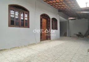 Foto 1 de Casa com 3 Quartos à venda, 360m² em Minascaixa, Belo Horizonte