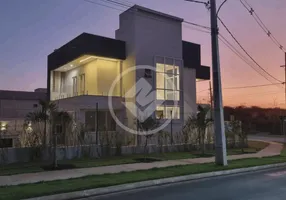 Foto 1 de Casa de Condomínio com 3 Quartos à venda, 233m² em Condomínio Belvedere II, Cuiabá