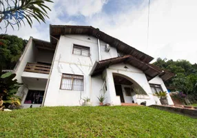 Foto 1 de Casa com 4 Quartos para venda ou aluguel, 300m² em Boa Vista, Blumenau