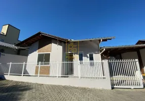 Foto 1 de Casa com 2 Quartos à venda, 65m² em Quintino, Timbó
