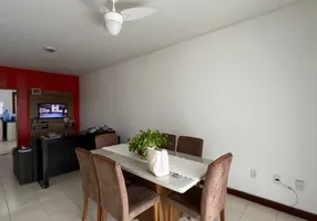 Foto 1 de Casa com 3 Quartos para venda ou aluguel, 226m² em Parque Burle, Cabo Frio