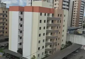 Foto 1 de Apartamento com 3 Quartos à venda, 70m² em Jabotiana, Aracaju