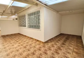 Foto 1 de Casa com 7 Quartos para alugar, 350m² em São José, Belo Horizonte