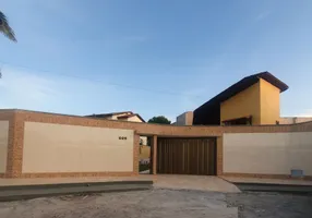 Foto 1 de Casa com 3 Quartos à venda, 240m² em Cidade dos Funcionários, Fortaleza