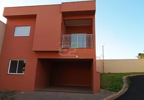 Foto 1 de Sobrado com 3 Quartos à venda, 122m² em Jardim Hikari, São Carlos