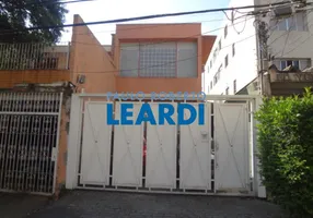 Foto 1 de Sobrado com 7 Quartos à venda, 280m² em Lapa, São Paulo