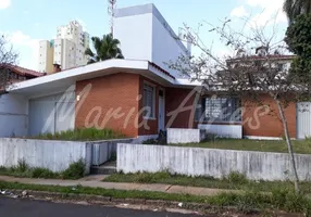 Foto 1 de Casa com 4 Quartos para venda ou aluguel, 260m² em Jardim Paraíso, São Carlos
