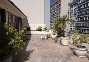 Foto 1 de Cobertura com 5 Quartos à venda, 238m² em Copacabana, Rio de Janeiro