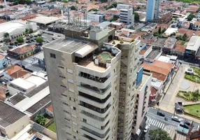 Foto 1 de Cobertura com 4 Quartos à venda, 440m² em Centro, Araraquara