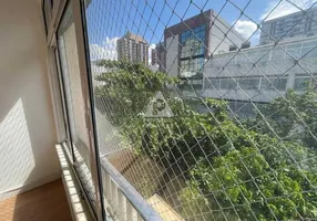 Foto 1 de Apartamento com 3 Quartos à venda, 117m² em Leblon, Rio de Janeiro