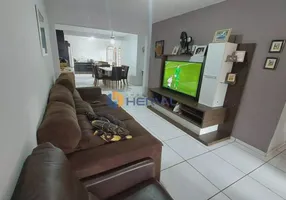 Foto 1 de Casa com 3 Quartos à venda, 203m² em Conjunto Habitacional Inocente Vila Nova Júnior, Maringá