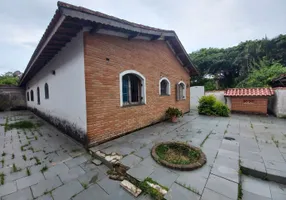 Foto 1 de Casa com 4 Quartos à venda, 173m² em Balneário Gaivota, Itanhaém