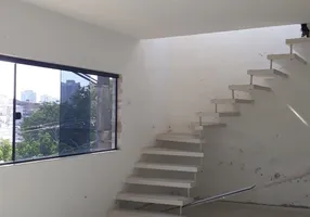 Foto 1 de Sobrado com 2 Quartos à venda, 110m² em Vila Canero, São Paulo