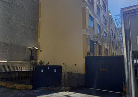 Foto 1 de Apartamento com 3 Quartos para alugar, 73m² em São Francisco, Curitiba