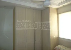 Foto 1 de Apartamento com 3 Quartos à venda, 70m² em Jardim Gibertoni, São Carlos