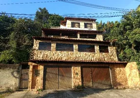 Foto 1 de Casa com 3 Quartos à venda, 360m² em Doutor Laureano, Duque de Caxias