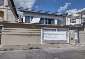 Foto 1 de Casa com 3 Quartos para venda ou aluguel, 230m² em Cezar de Souza, Mogi das Cruzes