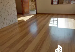 Foto 1 de Casa com 5 Quartos à venda, 200m² em Taquara, Rio de Janeiro