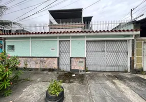 Foto 1 de Casa com 4 Quartos à venda, 170m² em Bangu, Rio de Janeiro