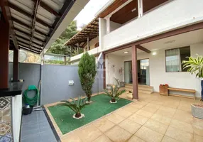Foto 1 de Casa com 3 Quartos à venda, 416m² em Teixeira Dias, Belo Horizonte