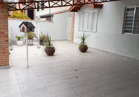 Foto 1 de Casa de Condomínio com 3 Quartos para alugar, 180m² em Urbanova, São José dos Campos