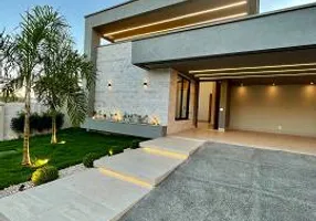 Foto 1 de Casa de Condomínio com 4 Quartos à venda, 215m² em Residencial Goiânia Golfe Clube, Goiânia