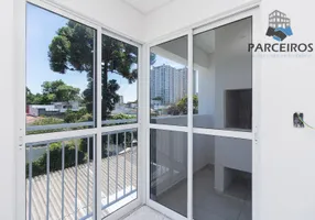 Foto 1 de Apartamento com 3 Quartos à venda, 64m² em Capão Raso, Curitiba