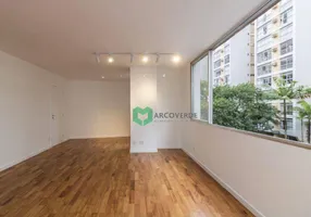 Foto 1 de Apartamento com 3 Quartos à venda, 130m² em Higienópolis, São Paulo