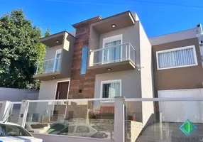 Foto 1 de Casa com 4 Quartos à venda, 230m² em Estreito, Florianópolis