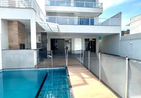 Foto 1 de Casa de Condomínio com 4 Quartos para venda ou aluguel, 380m² em Recreio Dos Bandeirantes, Rio de Janeiro