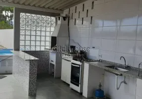 Foto 1 de Casa com 3 Quartos à venda, 130m² em Praia Das Palmeiras, Caraguatatuba