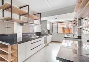 Foto 1 de Apartamento com 3 Quartos à venda, 114m² em Chácara das Pedras, Porto Alegre