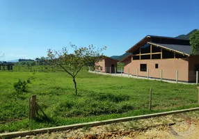 Foto 1 de Lote/Terreno à venda, 680m² em Timbe, Tijucas