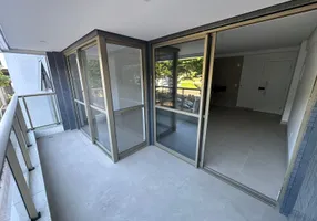 Foto 1 de Apartamento com 2 Quartos à venda, 58m² em Ondina, Salvador