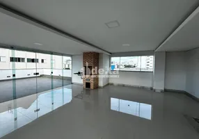 Foto 1 de Cobertura com 3 Quartos à venda, 224m² em Santa Maria, Uberlândia