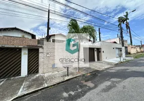 Foto 1 de Casa com 4 Quartos à venda, 160m² em Sapiranga, Fortaleza