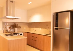 Foto 1 de Apartamento com 2 Quartos para alugar, 72m² em Centro, Florianópolis