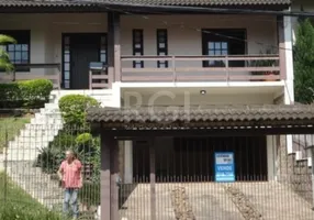 Foto 1 de Casa com 3 Quartos à venda, 201m² em Ipanema, Porto Alegre