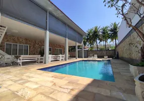 Foto 1 de Casa de Condomínio com 4 Quartos para venda ou aluguel, 550m² em Barra da Tijuca, Rio de Janeiro