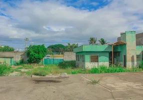 Foto 1 de Galpão/Depósito/Armazém com 1 Quarto para venda ou aluguel, 1100m² em Palmeiras, Cabo Frio