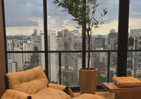 Foto 1 de Cobertura com 3 Quartos para venda ou aluguel, 215m² em Vila Olímpia, São Paulo